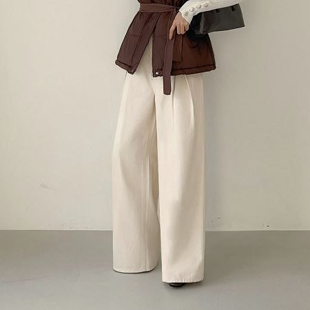 An array of Dongdaemum Women’s Pants, embodying the versatility of Korean fashion.