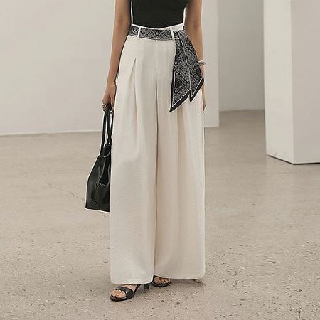 An array of Dongdaemum Women’s Pants, embodying the versatility of Korean fashion.