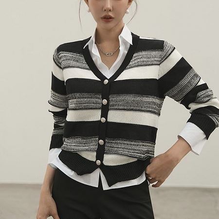 A variety of Dongdaemum Women’s Coats & Jackets, reflecting the sophistication of Korean fashion.