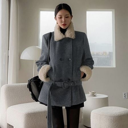 A variety of Dongdaemum Women’s Coats & Jackets, reflecting the sophistication of Korean fashion.