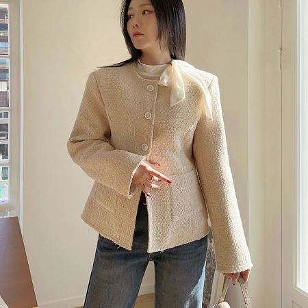 A variety of Dongdaemum Women’s Coats & Jackets, reflecting the sophistication of Korean fashion.