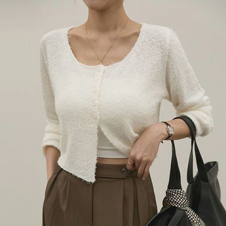 A variety of Dongdaemum Women’s Coats & Jackets, reflecting the sophistication of Korean fashion.