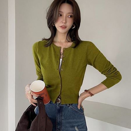 A variety of Dongdaemum Women’s Coats & Jackets, reflecting the sophistication of Korean fashion.