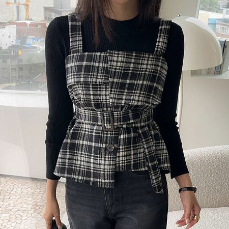 A variety of Dongdaemum Women’s One-Pieces, representing the allure of Korean fashion.