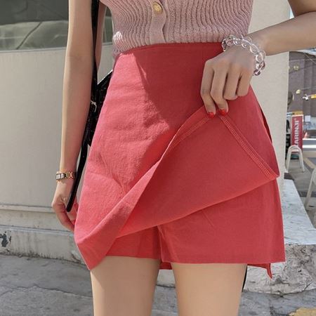 A collection of Dongdaemum Women’s Dresses, encapsulating the charm of Korean fashion.