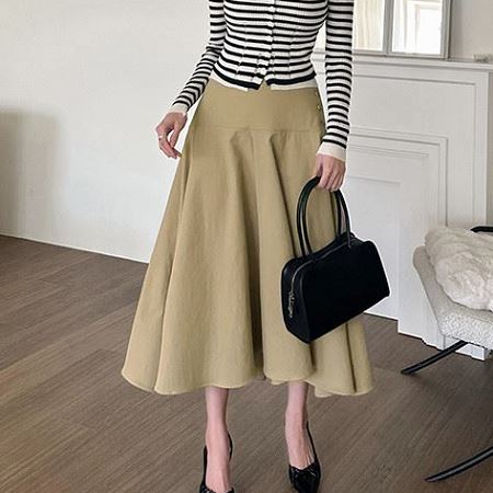 Dongdaemum Women’s Dresses, a testament to the elegance and quality of wholesale Korean fashion.