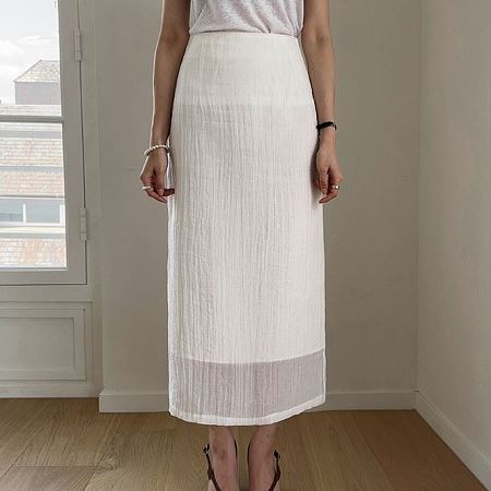 A collection of Dongdaemum Women’s Dresses, encapsulating the charm of Korean fashion.
