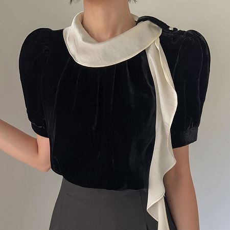 Dongdaemum Women’s Shirts, Tops & T-Shirts, a testament to the elegance and quality of wholesale Korean fashion.