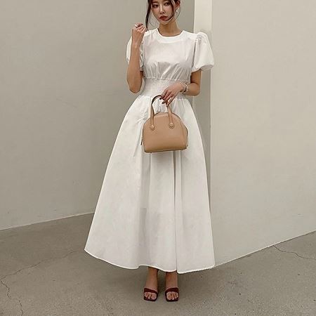 Dongdaemum Women’s Dresses, a testament to the elegance and quality of wholesale Korean fashion.