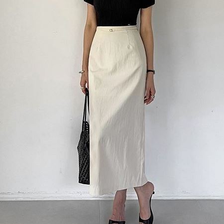 A collection of Dongdaemum Women’s Dresses, encapsulating the charm of Korean fashion.
