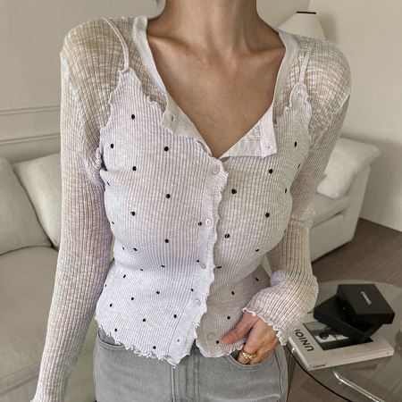 Dongdaemum Women’s One-Pieces, a testament to the elegance and quality of wholesale Korean fashion.