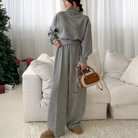 Dongdaemum Women’s One-Pieces, a testament to the elegance and quality of wholesale Korean fashion.