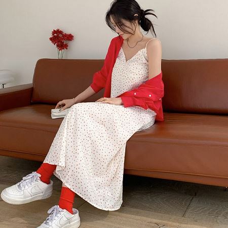 Dongdaemum Women’s Dresses, a testament to the elegance and quality of wholesale Korean fashion.