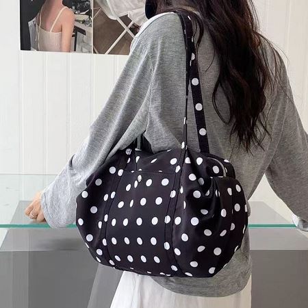 A collection of Dongdaemum Women’s Handbags, Wallets & Cases, showcasing the elegance of Korean fashion.