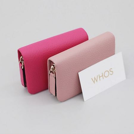 Dongdaemum Women’s Handbags, a testament to the elegance and quality of wholesale Korean fashion.