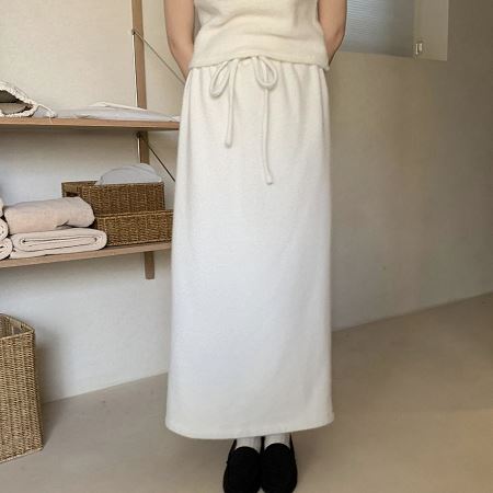 Dongdaemum Women’s Dresses, a testament to the elegance and quality of wholesale Korean fashion.