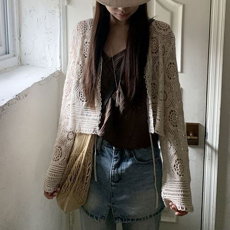 Dongdaemum Women’s Coats & Jackets, a testament to the elegance and quality of wholesale Korean fashion.