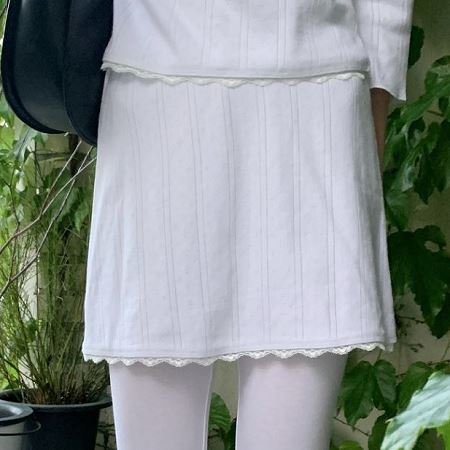 Dongdaemum Women’s Dresses, a testament to the elegance and quality of wholesale Korean fashion.