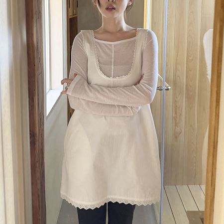 Dongdaemum Women’s Dresses, a testament to the elegance and quality of wholesale Korean fashion.
