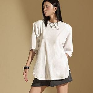 Dongdaemum Women’s Shirts, Tops & T-Shirts, a testament to the elegance and quality of wholesale Korean fashion.