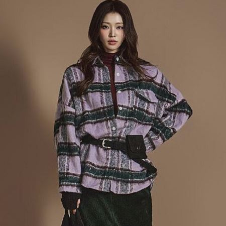 Dongdaemum Women’s Coats & Jackets, a testament to the elegance and quality of wholesale Korean fashion.