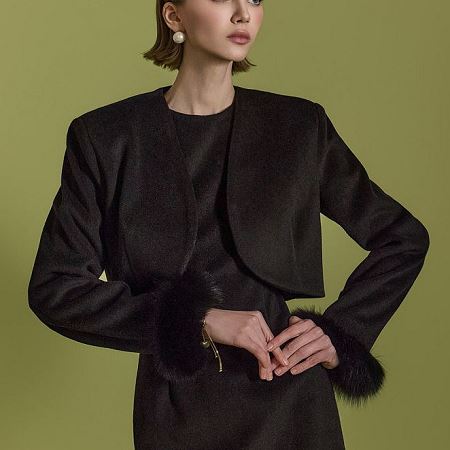 Dongdaemum Women’s Coats & Jackets, a testament to the elegance and quality of wholesale Korean fashion.