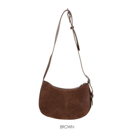 Dongdaemum Women’s Handbags, a testament to the elegance and quality of wholesale Korean fashion.