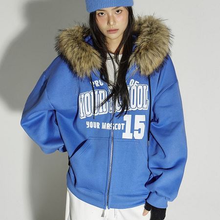 Dongdaemum Women’s Coats & Jackets, a testament to the elegance and quality of wholesale Korean fashion.