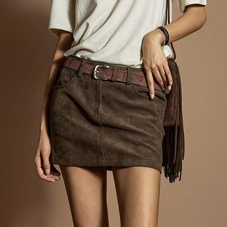 Dongdaemum Women’s Dresses, a testament to the elegance and quality of wholesale Korean fashion.