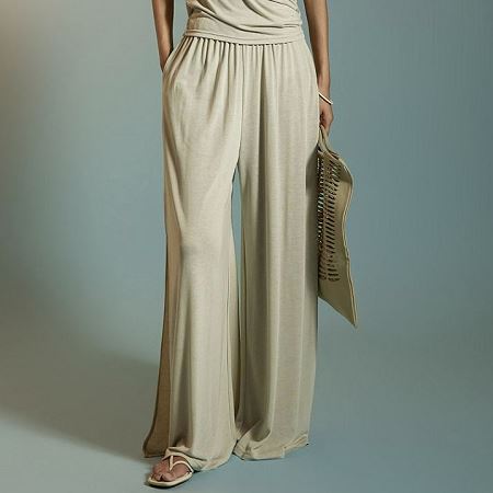 Dongdaemum Women’s Pants, a testament to the elegance and quality of wholesale Korean fashion.