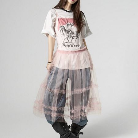 Dongdaemum Women’s Dresses, a testament to the elegance and quality of wholesale Korean fashion.