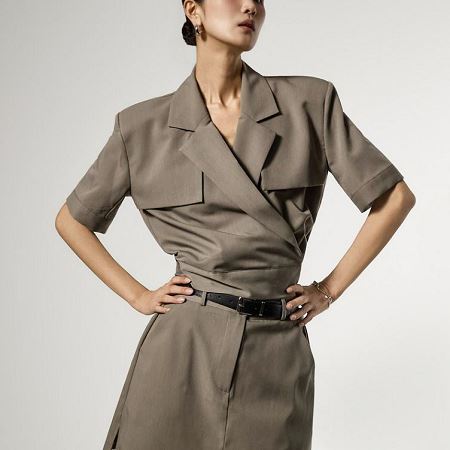 Dongdaemum Women’s Coats & Jackets, a testament to the elegance and quality of wholesale Korean fashion.