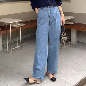 Dongdaemum Women’s Pants, a testament to the elegance and quality of wholesale Korean fashion.