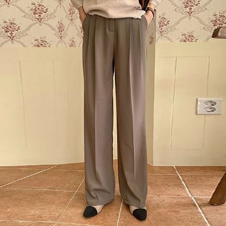 An array of Dongdaemum Women’s Pants, embodying the versatility of Korean fashion.