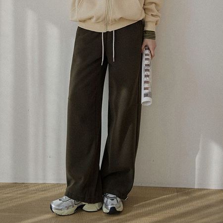 An array of Dongdaemum Women’s Pants, embodying the versatility of Korean fashion.