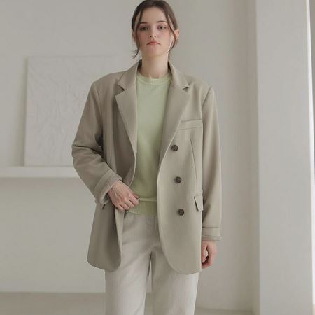 A variety of Dongdaemum Women’s Coats & Jackets, reflecting the sophistication of Korean fashion.