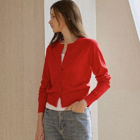 Dongdaemum Women’s Coats & Jackets, a testament to the elegance and quality of wholesale Korean fashion.