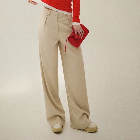 Dongdaemum Women’s Pants, a testament to the elegance and quality of wholesale Korean fashion.