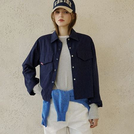 Dongdaemum Women’s Coats & Jackets, a testament to the elegance and quality of wholesale Korean fashion.
