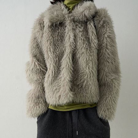 Dongdaemum Women’s Coats & Jackets, a testament to the elegance and quality of wholesale Korean fashion.