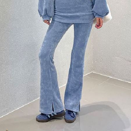 Dongdaemum Women’s Pants, a testament to the elegance and quality of wholesale Korean fashion.