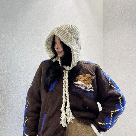 Dongdaemum Women’s Clothing Accessories, a testament to the elegance and quality of wholesale Korean fashion.