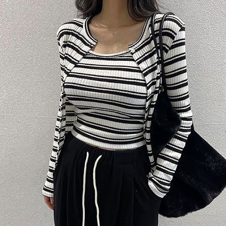 Dongdaemum Women’s One-Pieces, a testament to the elegance and quality of wholesale Korean fashion.