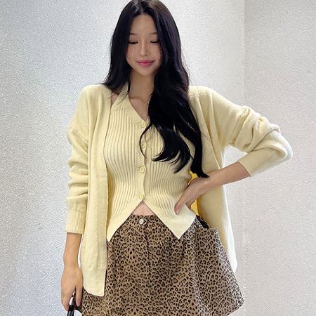 A variety of Dongdaemum Women’s One-Pieces, representing the allure of Korean fashion.