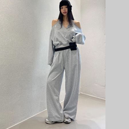 A variety of Dongdaemum Women’s One-Pieces, representing the allure of Korean fashion.