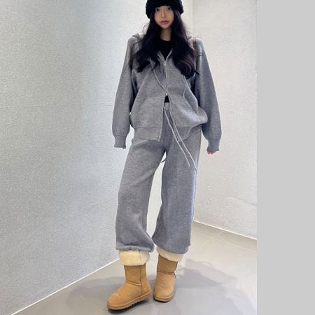 Dongdaemum Women’s One-Pieces, a testament to the elegance and quality of wholesale Korean fashion.
