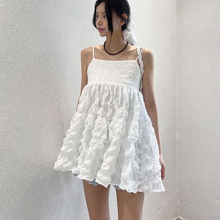 A collection of Dongdaemum Women’s Dresses, encapsulating the charm of Korean fashion.
