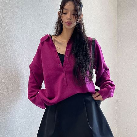 Dongdaemum Women’s Shirts, Tops & T-Shirts, a testament to the elegance and quality of wholesale Korean fashion.