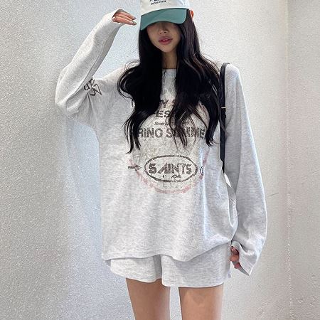 Dongdaemum Women’s One-Pieces, a testament to the elegance and quality of wholesale Korean fashion.