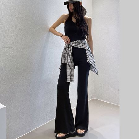 Dongdaemum Women’s One-Pieces, a testament to the elegance and quality of wholesale Korean fashion.